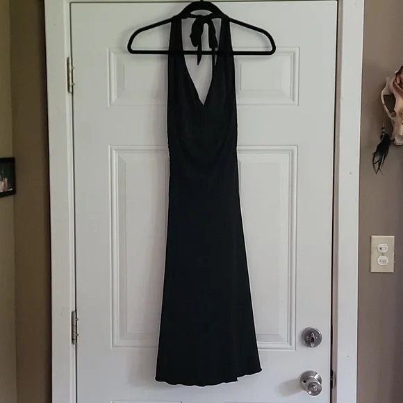 Little Black Dress - Picture 6 of 10